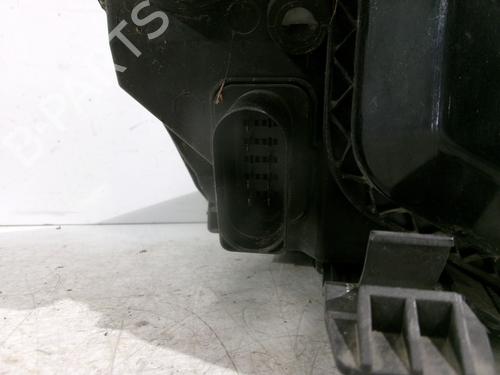 Left headlight FORD FOCUS II (DA_, HCP, DP) 2.0 TDCi | BP26133448C28 