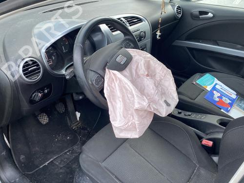 Right taillight SEAT LEON (1P1) 1.6 TDI | BP26882240C35 - Image 5