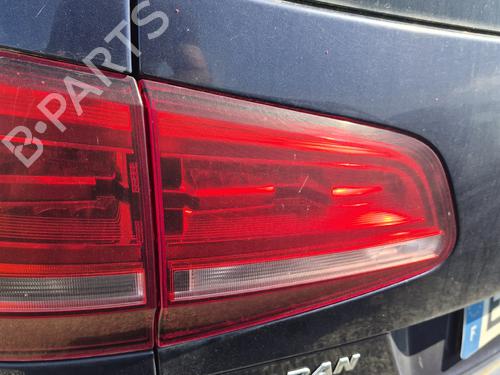 Feu de coffre gauche Feu de coffre gauche VW SHARAN (7N1, 7N2) 2.0 TDI (184 hp) 35924960 35924960