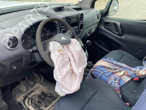 Third brake light PEUGEOT PARTNER Box Body/MPV 1.6 HDi | BP32349135L11  - Image 5