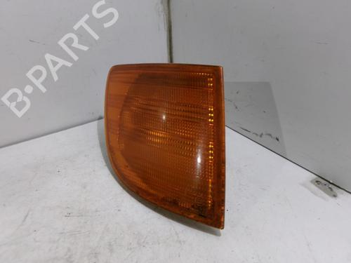 Used Right front indicator MERCEDES-BENZ VITO Bus (W638) 110 TD 2.3 (638.174) (98 hp) 22540128