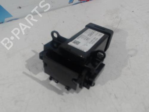 Used Card reader Card reader CITROËN C4 Picasso II 1.6 HDi / BlueHDi 115 (115 hp) 22329048 22329048
