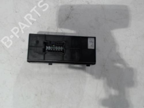 Right front window switch NISSAN JUKE (F15) 1.5 dCi | BP22538749I26 