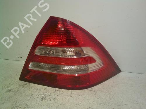Used Right taillight MERCEDES-BENZ C-CLASS (W203) C 200 CDI (203.007) (122 hp) 30750999