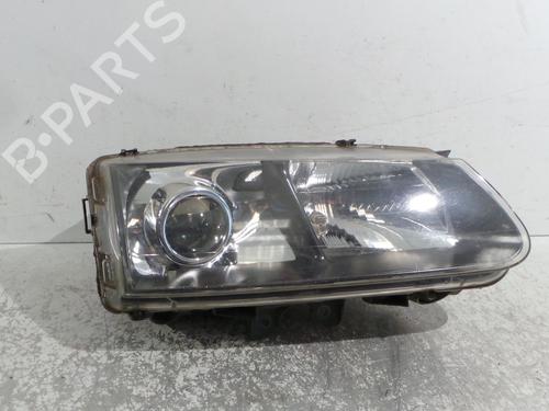 Used Right headlight Right headlight RENAULT SAFRANE II (B54_) 2.2 dT (B54G) (113 hp) 39724198 39724198