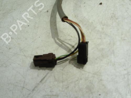 Left mirror PEUGEOT 1007 (KM_) 1.4 HDi | BP22323934C26 