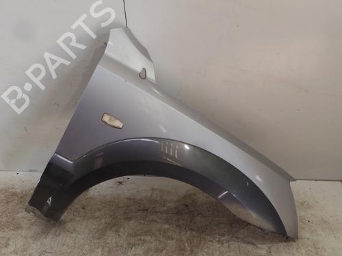 Used Right front fenders KIA SORENTO I (JC) 2.5 CRDi 4WD (140 hp) 30493219