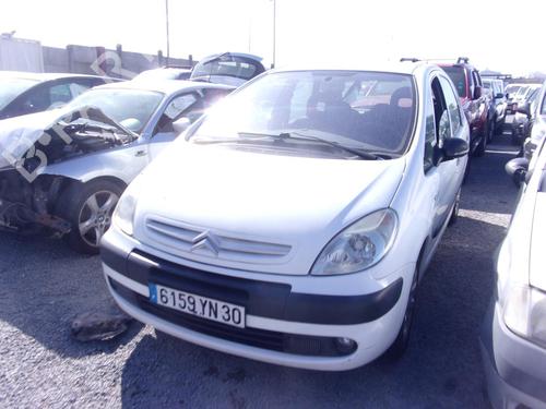 Right headlight CITROËN XSARA PICASSO (N68) 2.0 HDi | BP22540122C29 