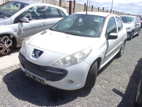 Right taillight PEUGEOT 206+ (2L_, 2M_) 1.4 HDi eco 70 | BP22326769C35 