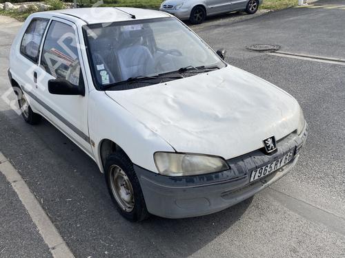 Left headlight PEUGEOT 106 II (1A_, 1C_) 1.0 i | BP28827479C28 