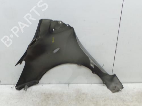 Guarda-lamas direito TOYOTA YARIS (_P9_) 1.4 D-4D (NLP90_, NLP90R) | BP30936893C42