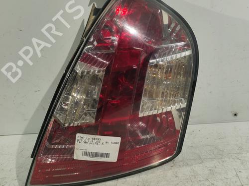 Used Right taillight FIAT STILO (192_) 1.9 D Multijet (120 hp) 22327626