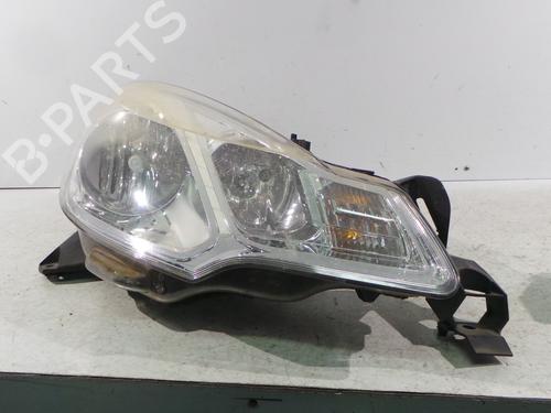Używane Lampa przednia prawa CITROËN C3 II (SC_) 1.4 HDi 70 (SC8HZC, SC8HR0, SC8HP4) (68 hp) 30948262