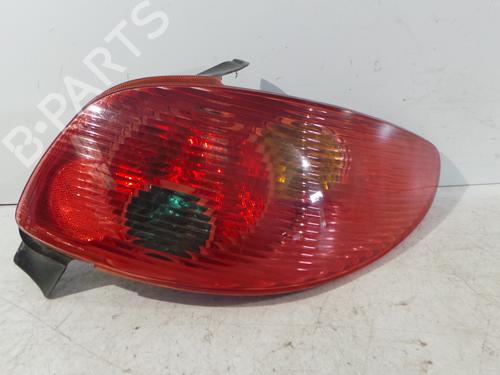 Højre baglygte PEUGEOT 206 Hatchback (2A/C) 1.4 HDi eco 70 (68 hp) 28614829