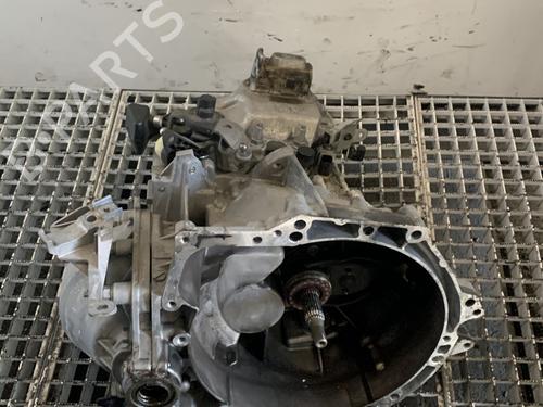 Used Gearbox PEUGEOT 3008 II SUV (MC_, MR_, MJ_, M4_) 1.5 BlueHDi 130 (131 hp) 32383664