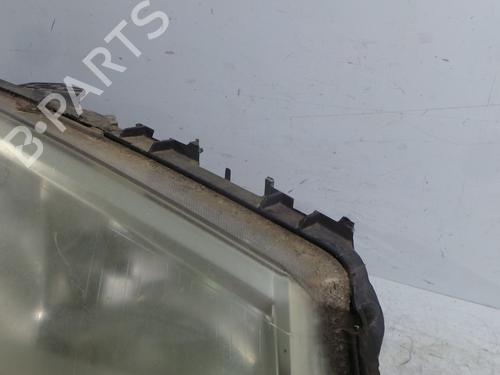 Used Right headlight Right headlight RENAULT MEGANE II (BM0/1_, CM0/1_) 1.6 16V (BM0C, CM0C) (113 hp) 30535521 30535521