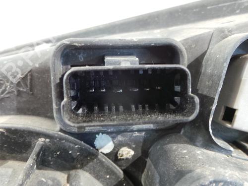 Right headlight PEUGEOT 607 (9D, 9U) 2.2 HDi | BP29042053C29 