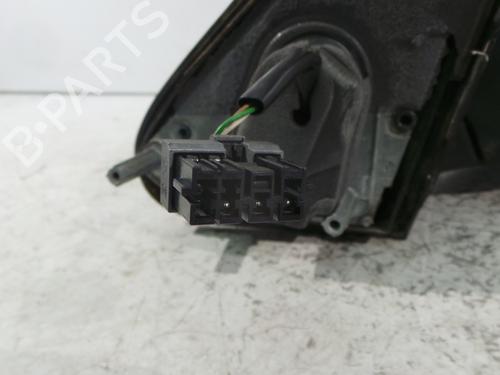 Retrovisor direito Retrovisor direito 31054032 31054032