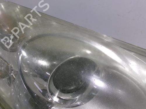 Used Right headlight Right headlight PEUGEOT 407 SW (6E_, 6D_) 2.0 HDi 135 (136 hp) 22540156 22540156