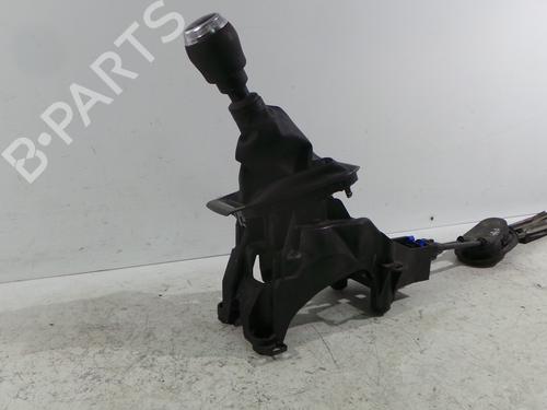 Used Gear lever Gear lever RENAULT CLIO V (B7_) 1.5 Blue dCi 100 (B7AD) (101 hp) 30973992 30973992