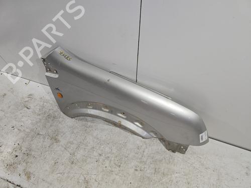 Used Right front fenders Right front fenders 24923063 24923063