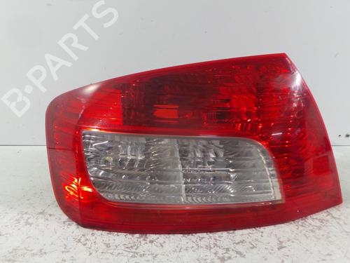 Used Left taillight PEUGEOT 407 (6D_) 2.0 HDi 135 (6DRHRH, 6DRHRE, 6DRHRG, 6DRHRJ) (136 hp) 31712128