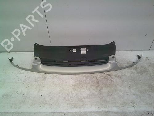 Used Grille RENAULT CLIO II (BB_, CB_) 1.6 (B/CB0D, BB00) (90 hp) 31612753