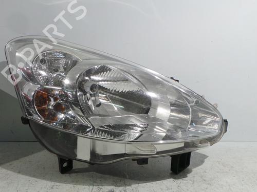 Used Right headlight PEUGEOT PARTNER Box Body/MPV 1.6 HDi (90 hp) 30484757