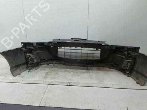 Used Front bumper Front bumper 38056107 38056107