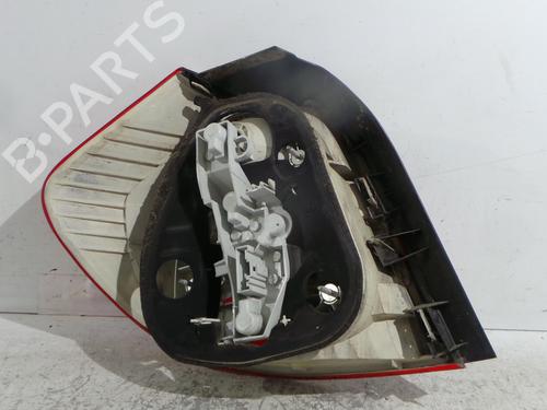 Used Right taillight Right taillight 39487999 39487999