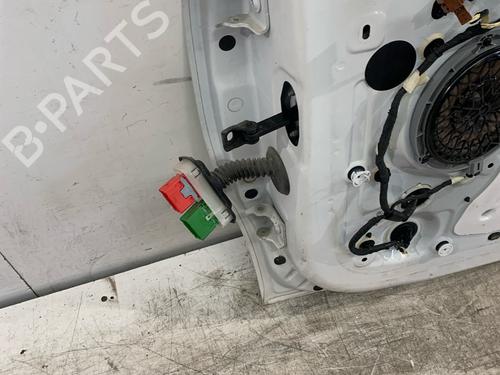 Used Right front door Right front door 39110078 39110078