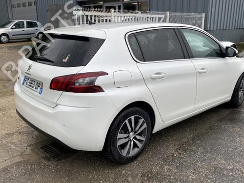 Rear parcel shelf PEUGEOT 208 II (UB_, UP_, UW_, UJ_) e-208 | BP32143907C85 