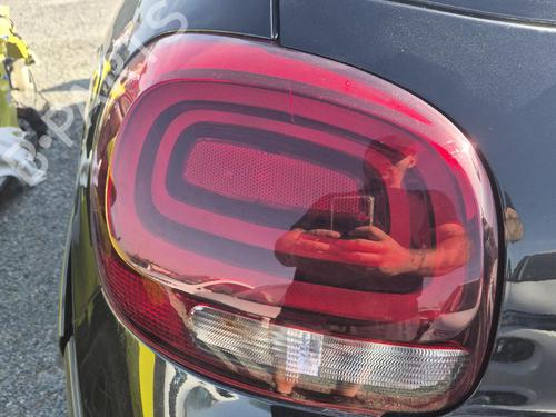 Used Left taillight Left taillight CITROËN C3 III (SX) 1.2 THP 110 (SXHNPS, SXHNZT, SXHNZ6) (110 hp) 36589746 36589746