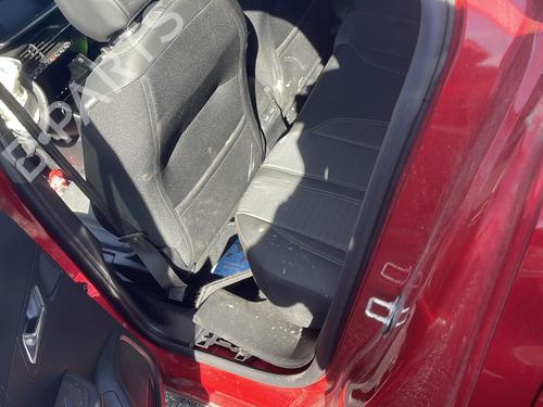 Used Rubber door seal PEUGEOT 2008 II (UD_, US_, UY_, UJ_, UR_, UC_) 1.5 BlueHDI 130 (131 hp) 28965550