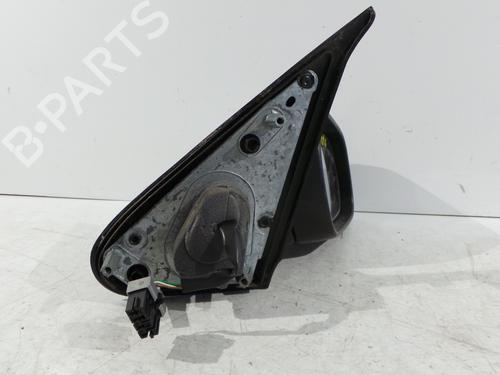 Used Right mirror Right mirror 25049993 25049993