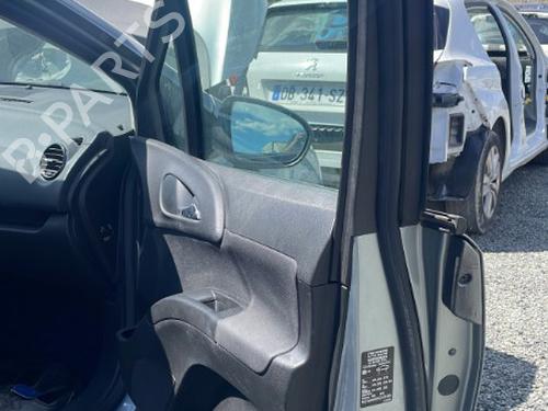 Right front door OPEL MERIVA B MPV (S10) 1.3 CDTI (75) | BP22325023C3 