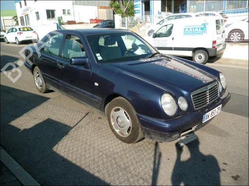 Højre baglygte bagklap MERCEDES-BENZ E-CLASS (W210) E 290 Turbo-D (210.017) | BP22329279C80 