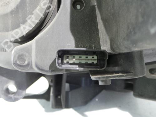 Right headlight RENAULT GRAND SCÉNIC II (JM0/1_) 2.0 dCi (JM1K) | BP30059663C29 