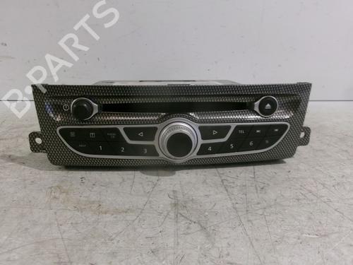 Used Radio RENAULT KOLEOS I (HY_) 2.0 dCi 4x4 (HY0K) (150 hp) 28420636