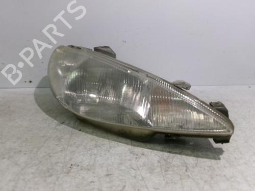 Used Right headlight PEUGEOT 206 Hatchback (2A/C) 1.4 i (75 hp) 28707840