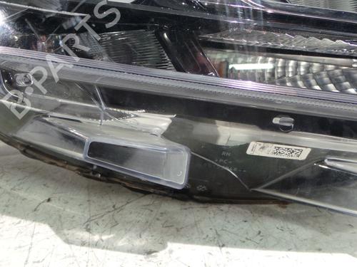 Used Right headlight Right headlight CITROËN JUMPY III Van (V_) 2.0 BlueHDi 180 (177 hp) 31268698 31268698