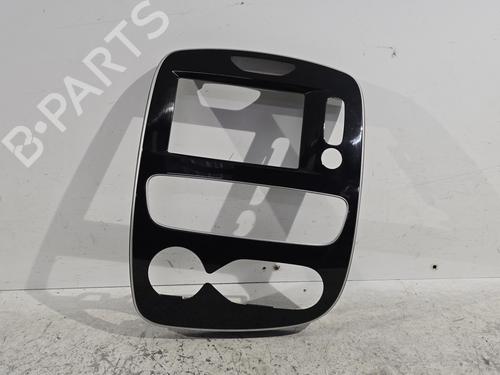 Console centrale RENAULT CLIO IV (BH_) 0.9 TCe 90 (BHNF, BHMA, BHMH, BHJK, BHJR) (90 hp) 32491959