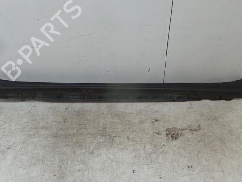 Used Right sideskirt Right sideskirt 36945134 36945134