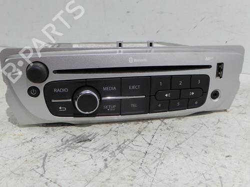 Used Radio RENAULT SCÉNIC III (JZ0/1_) 1.5 dCi (JZ02, JZ0R) (95 hp) 30411952