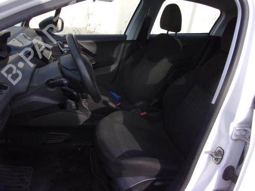 Instrument cluster PEUGEOT 208 I (CA_, CC_) 1.0 VTi | BP22327386C47