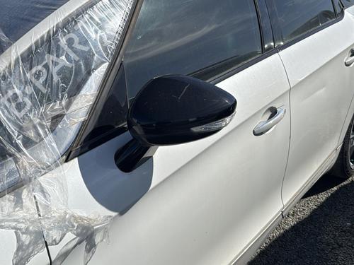 left-front-door-citroen-ds5-2011-2012-2013-2014-2015-2016-33123885 main image