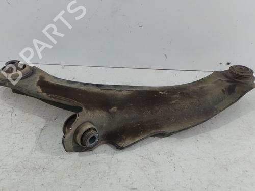 Used Right front suspension arm RENAULT CLIO IV (BH_) 1.2 TCe 120 (BHM0) (120 hp) 23828893