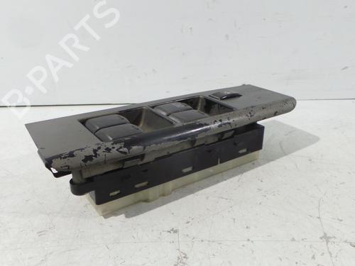 Left front window switch NISSAN NAVARA NP300 (D40) 2.5 dCi 4WD | BP30535528I27