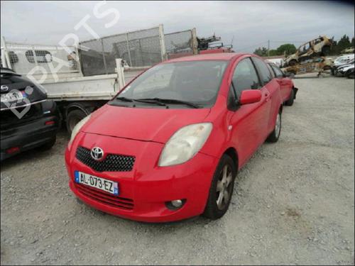 Brugte TOYOTA YARIS (_P9_) 1.3 VVT-i (SCP90_, SCP90R) (87 hp) 3568145