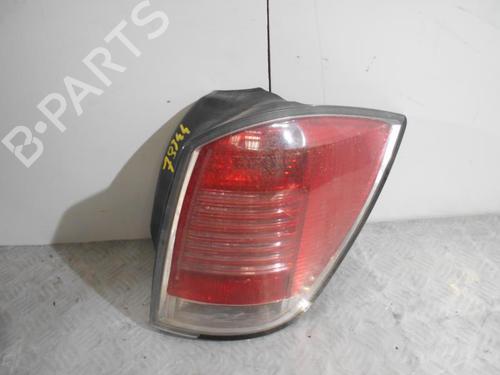 Right taillight OPEL ASTRA H Estate (A04) 1.7 CDTI (L35) | BP22323974C35 